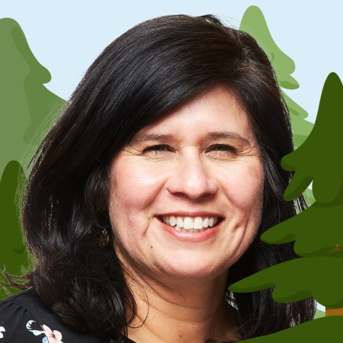Liz Davila headshot