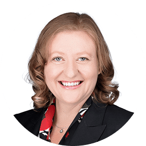 Alethea Varra Headshot