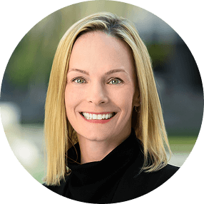 Jennifer Schulz Headshot