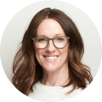 Amy Bloomquist headshot