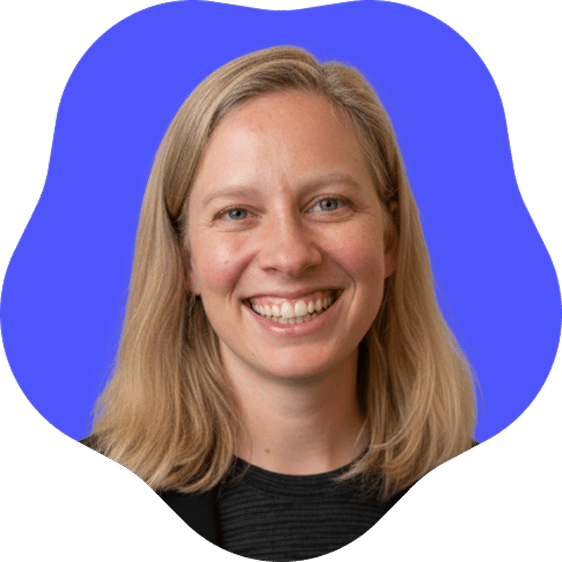 Suzanne Fauvre-Willis headshot