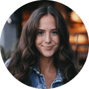 Erin Wall headshot